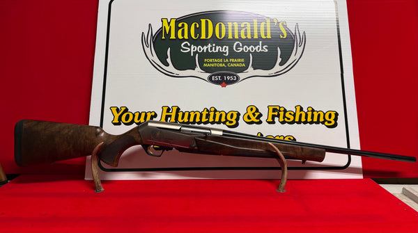Browning BAR MK3 Walnut 243